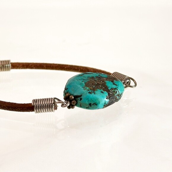 Vintage Boho Turquoise Nugget Bracelet w/ Sterling Beads • Leather Western Style - Picture 4 of 5
